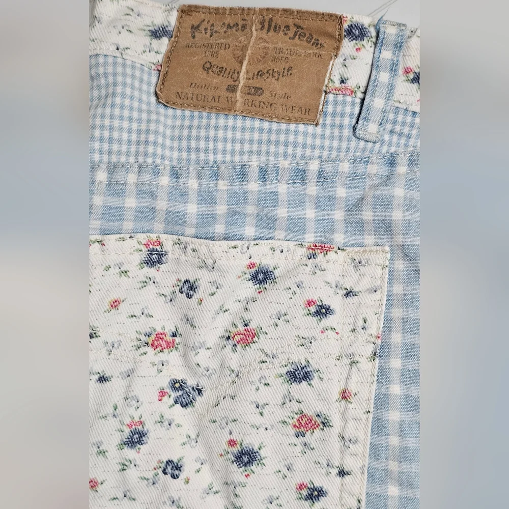 Kikomo floral 90s high rise shorts - Picture 6 of 6